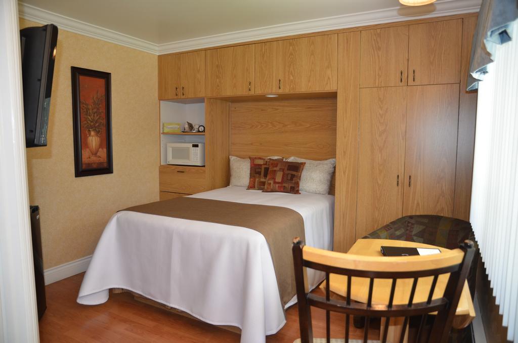 Motel Derfal Repentigny Εξωτερικό φωτογραφία