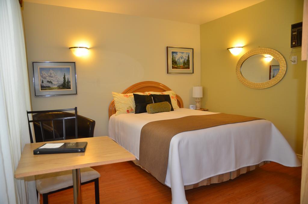 Motel Derfal Repentigny Εξωτερικό φωτογραφία
