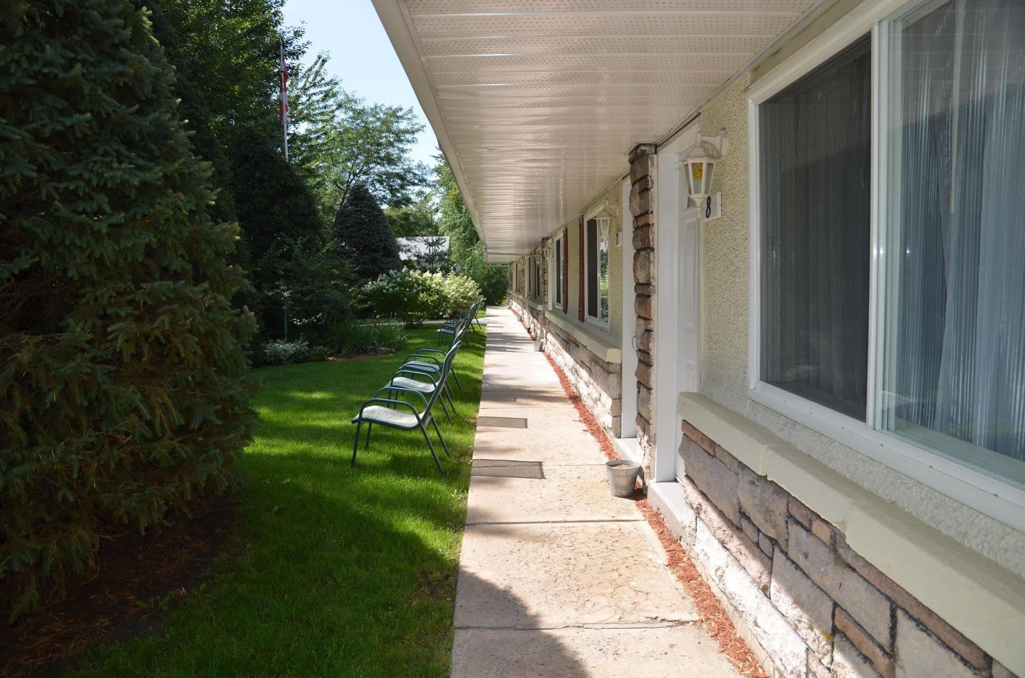Motel Derfal Repentigny Εξωτερικό φωτογραφία